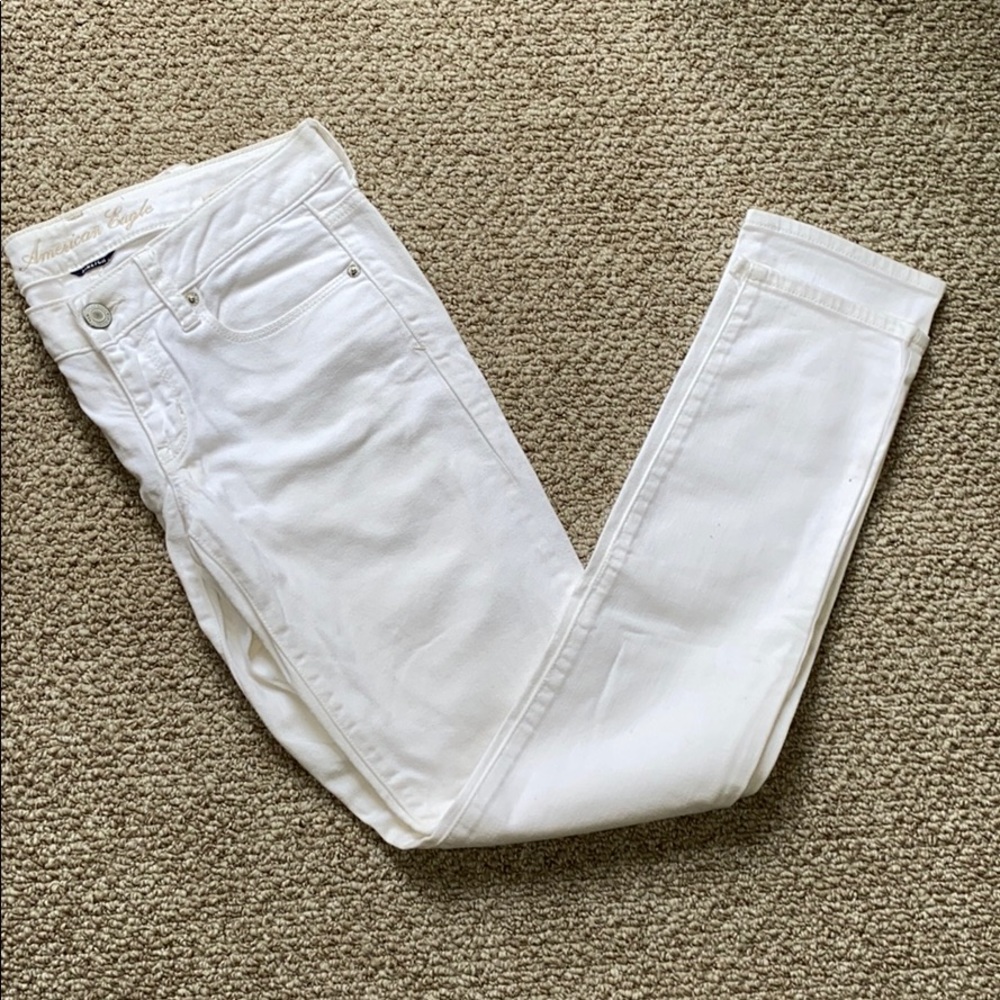 American Eagle White Stretch Skinny Jeans